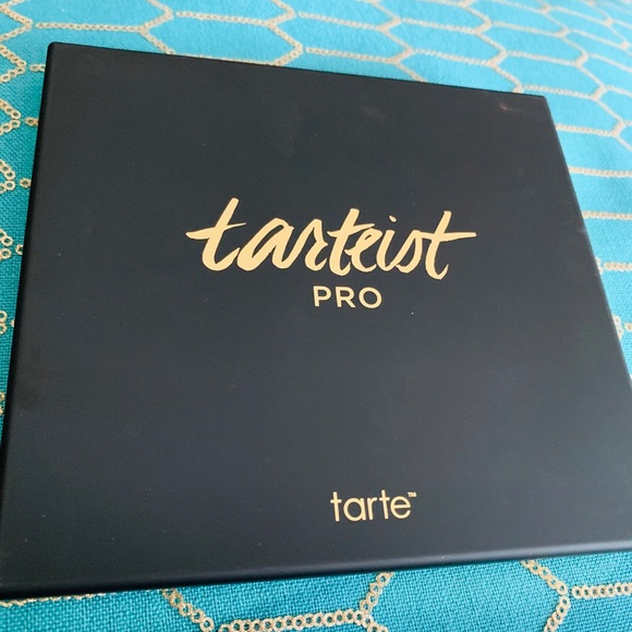 Tarteist Pro Amazonian Clay Palette 🖤 - Picture 3 of 8